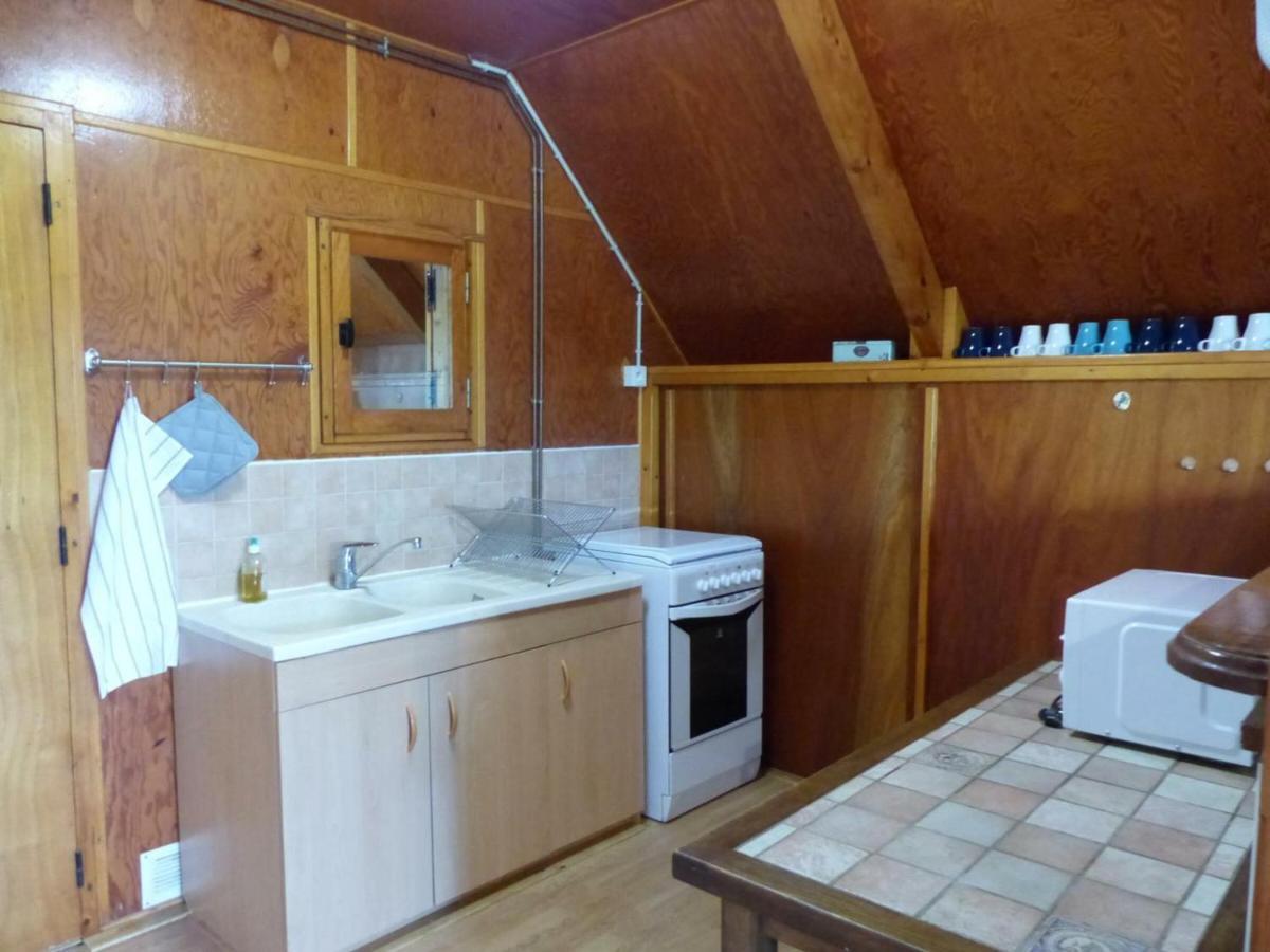 Chalet Familial Pres De Vichy, Terrasse, Animaux Acceptes - Fr-1-489-274 Le Vernet  Exterior photo